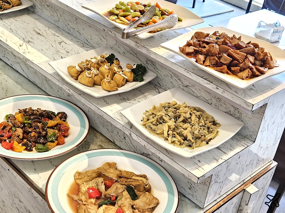 台中美食 清心緣食坊建國店 素食餐廳 平價吃到飽 近台中車站