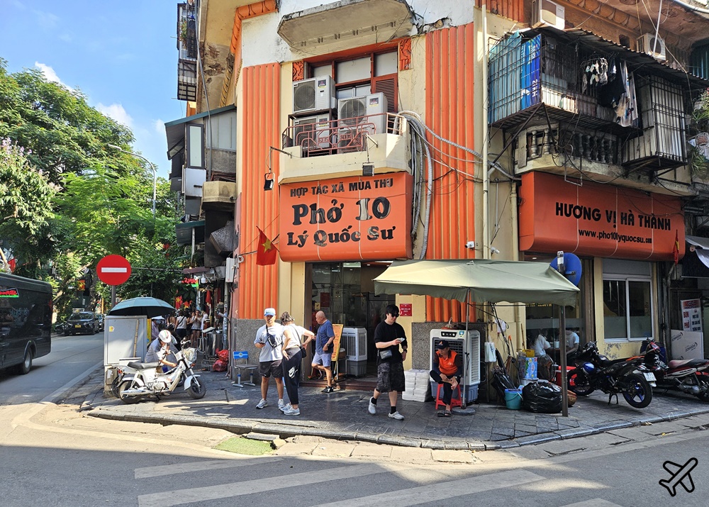 越南旅遊 河內美食 Pho 10 Ly Quoc Su 越南河粉名店 牛肉河粉 米其林必比登推薦