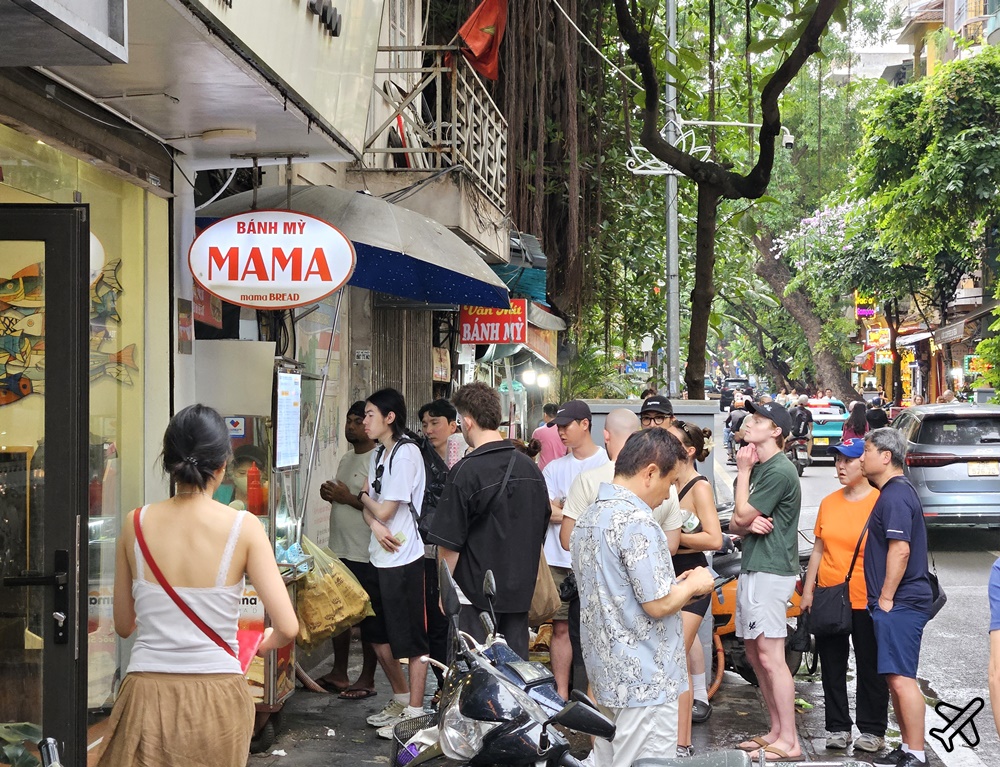 越南旅遊 河內美食 越南法國麵包 Bánh mì Mama 河內大教堂旁的人氣法國麵包店