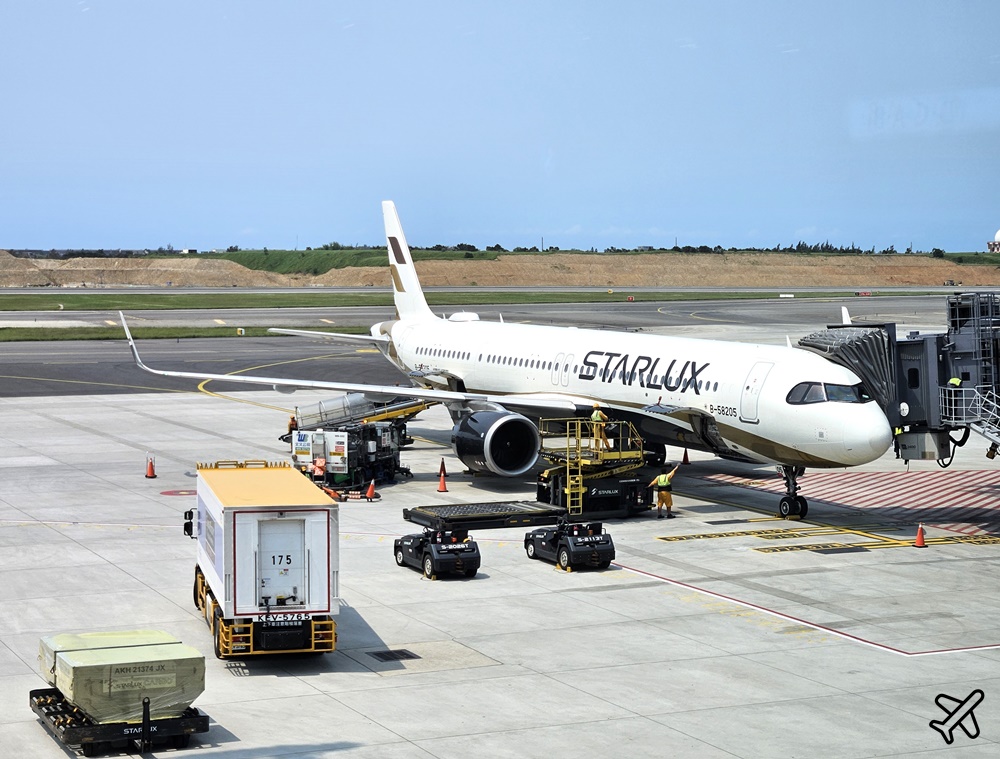 星宇航空 台北桃園-河內機場 A321neo 經濟艙飛機餐、素食餐 開箱JX715 越南旅遊
