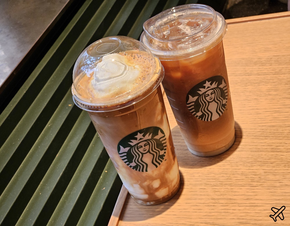 2026越南旅遊 河內景點 河內郵局星巴克 玻璃花窗很美 Starbucks Bưu Điện Hà Nội