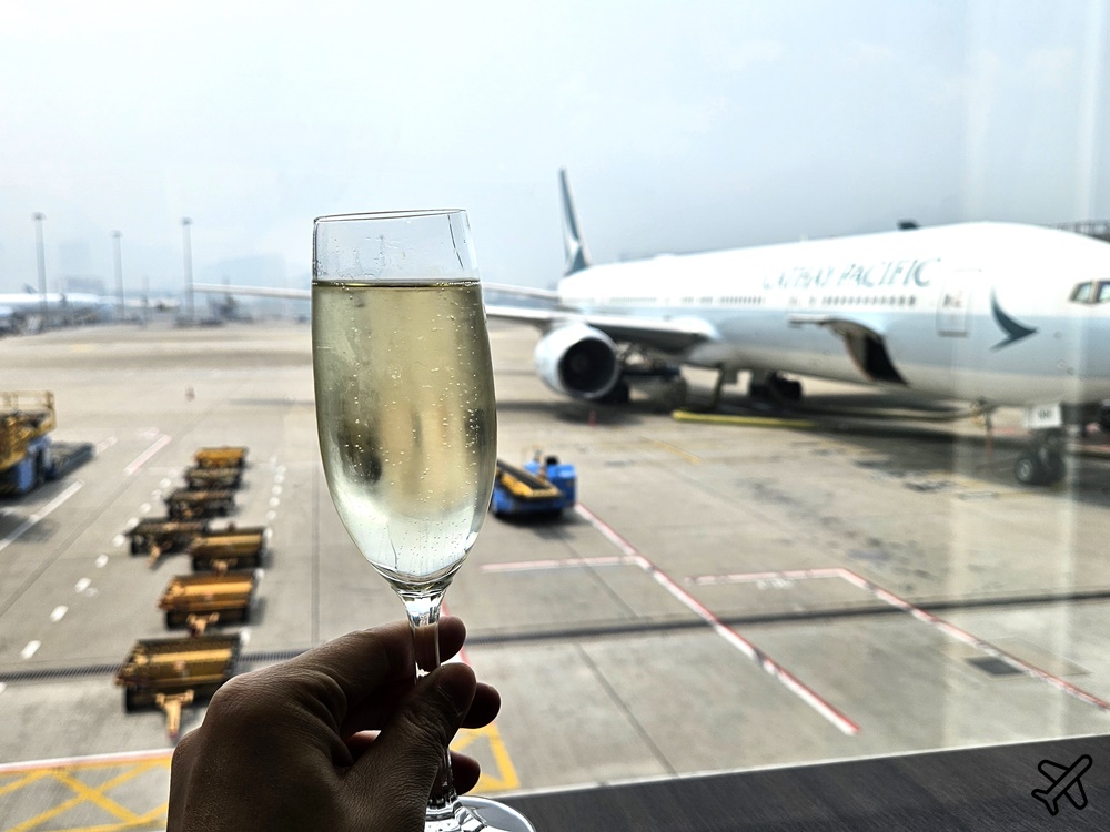 香港國際機場貴賓室 環亞優逸庭 35號登機門 升級版環亞貴賓室 華航香港機場貴賓室