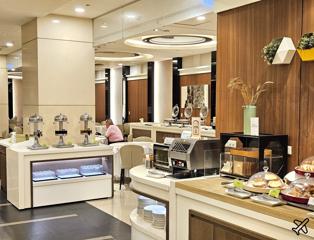 2026台中住宿 全國大飯店 早餐、停車場、精緻客房 散步草悟道 台中飯店
