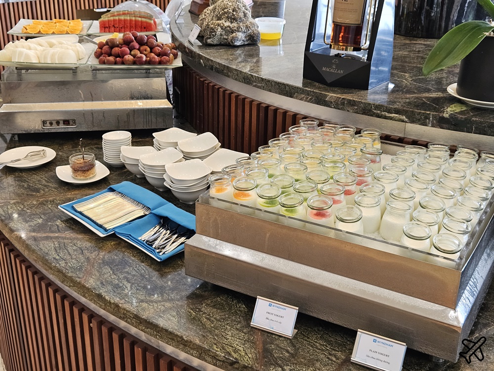 2026越南旅遊 下龍灣溫德姆傳奇飯店 早餐、豪華雙人房 下龍灣度假旅行
