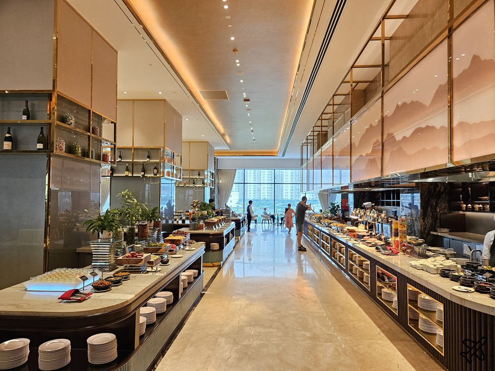 2026越南旅遊 下龍灣麗笙藍標飯店 / 下龍灣海星飯店 Radisson Blu HaLong Bay 早餐、泳池