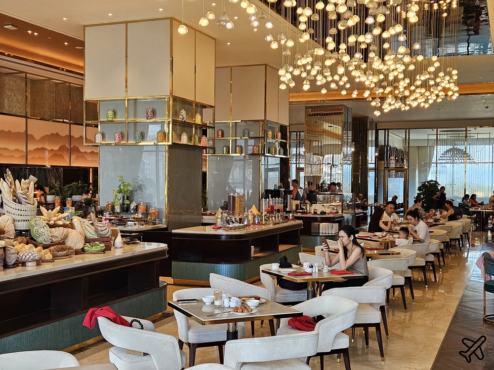 2026越南旅遊 下龍灣麗笙藍標飯店 / 下龍灣海星飯店 Radisson Blu HaLong Bay 早餐、泳池 2026越南旅遊 下龍灣麗笙藍標飯店 / 下龍灣海星飯店 Radisson Blu HaLong Bay 早餐、泳池