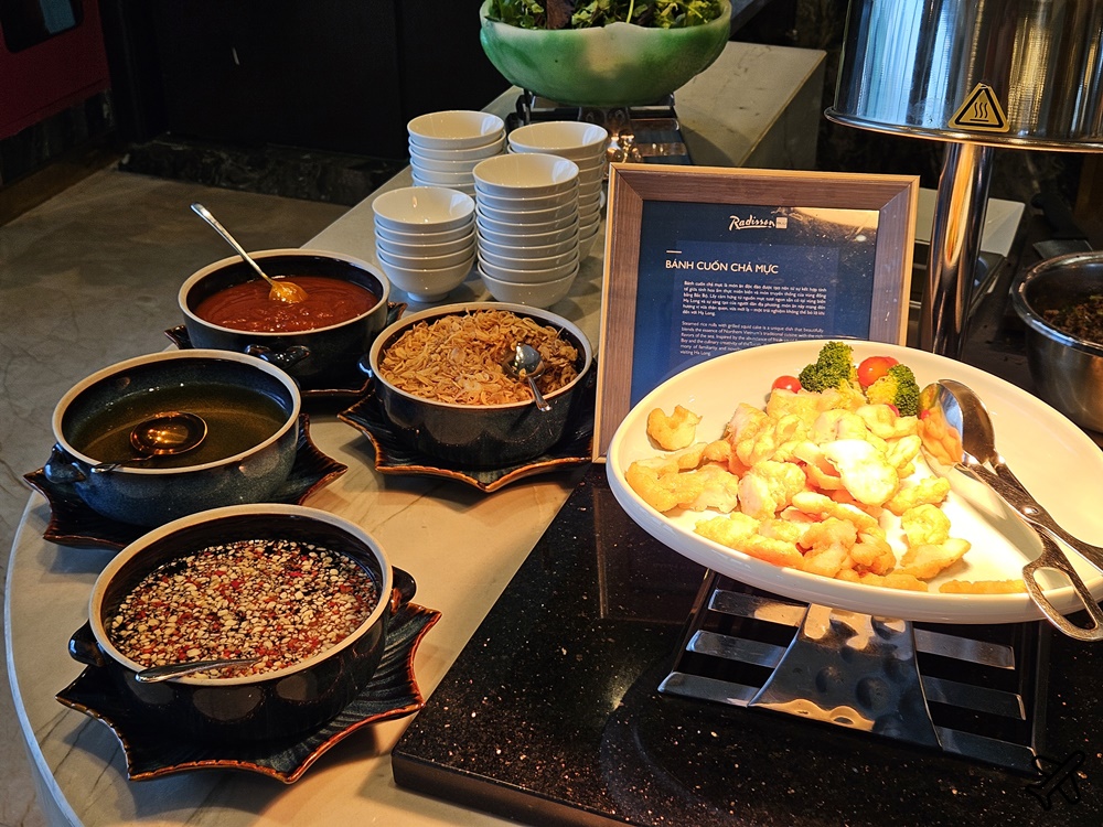 2026越南旅遊 下龍灣麗笙藍標飯店 / 下龍灣海星飯店 Radisson Blu HaLong Bay 早餐、泳池 2026越南旅遊 下龍灣麗笙藍標飯店 / 下龍灣海星飯店 Radisson Blu HaLong Bay 早餐、泳池
