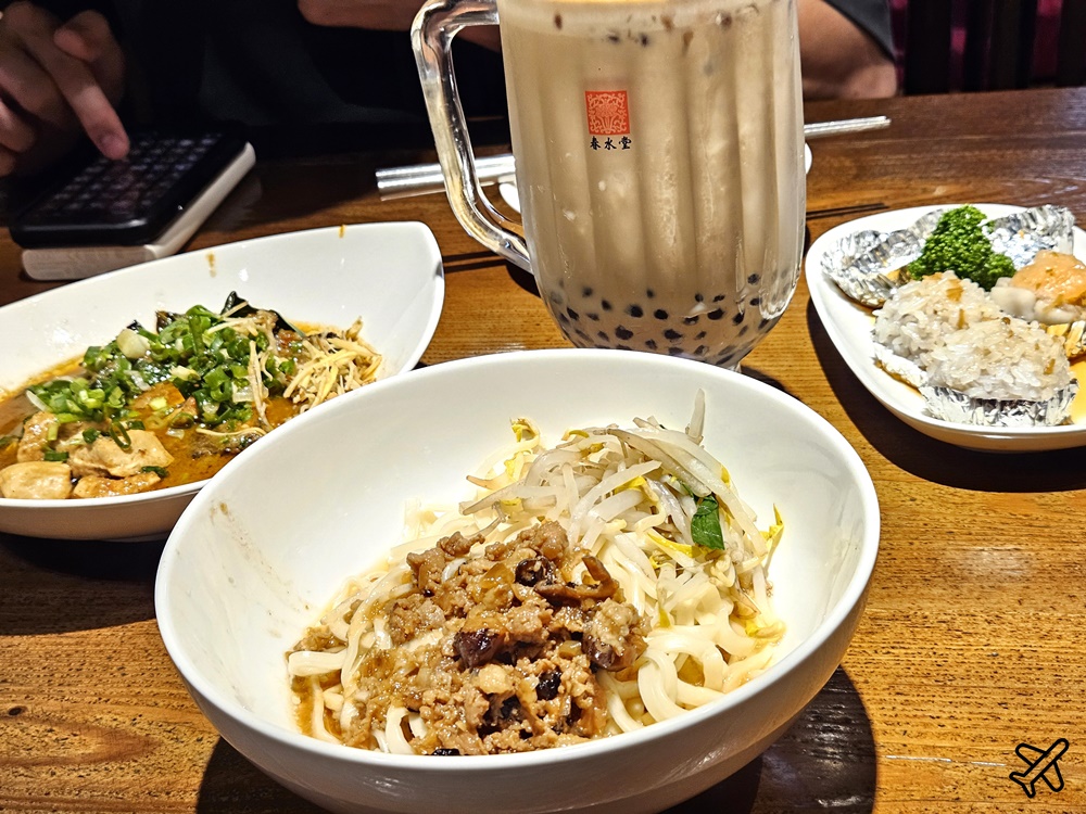 台中美食 春水堂國美店 世界珍珠奶茶的發源地 台中餐廳 @AJ的旅行地圖