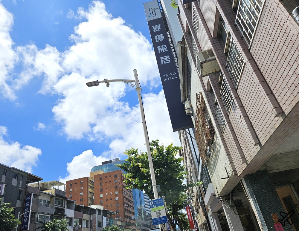 2026高雄住宿 夏優旅居六合館 停車場、高雄捷運 前金站 便宜高雄飯店