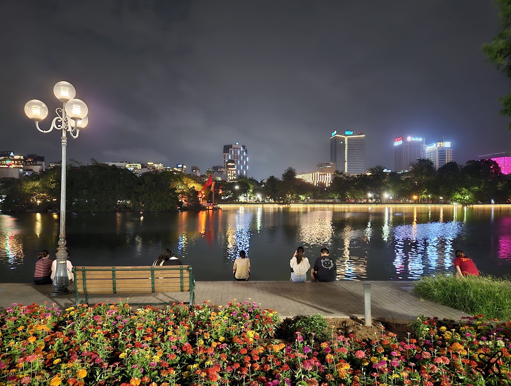 越南旅遊 河內景點 河內周末夜市 還劍湖封街