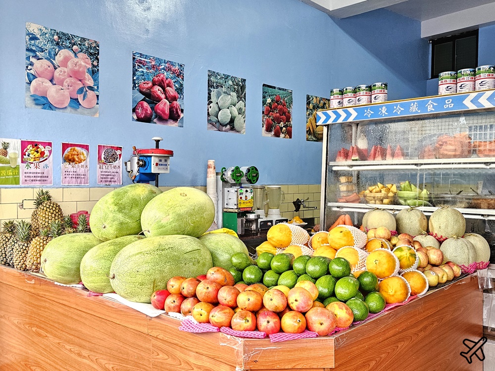 台中美食 阿珠現打果汁 剉冰、木瓜牛奶好吃 梧棲老街傳統冰店、冰果室 台中美食 阿珠現打果汁 剉冰、木瓜牛奶好吃 梧棲老街傳統冰店、冰果室