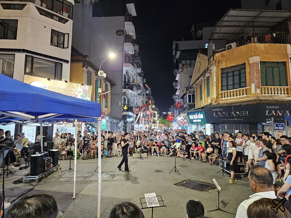 越南旅遊 河內景點 河內周末夜市 還劍湖封街
