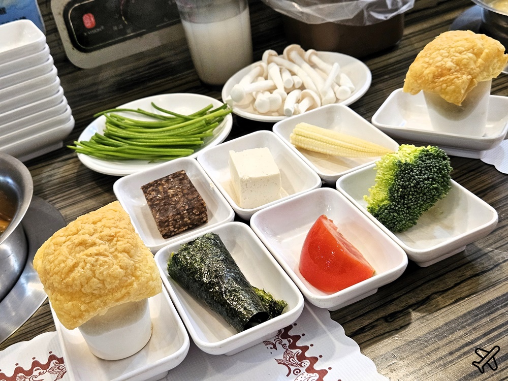 台中美食 養素庭迴轉火車蔬食火鍋 素食 台中素食餐廳 吃到飽