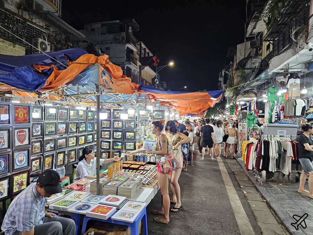 越南旅遊 河內景點 河內周末夜市 還劍湖封街