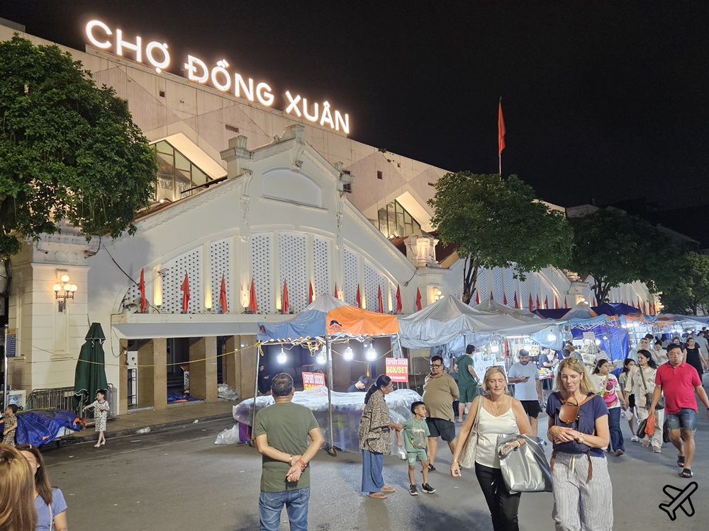 越南旅遊 河內景點 河內周末夜市 還劍湖封街