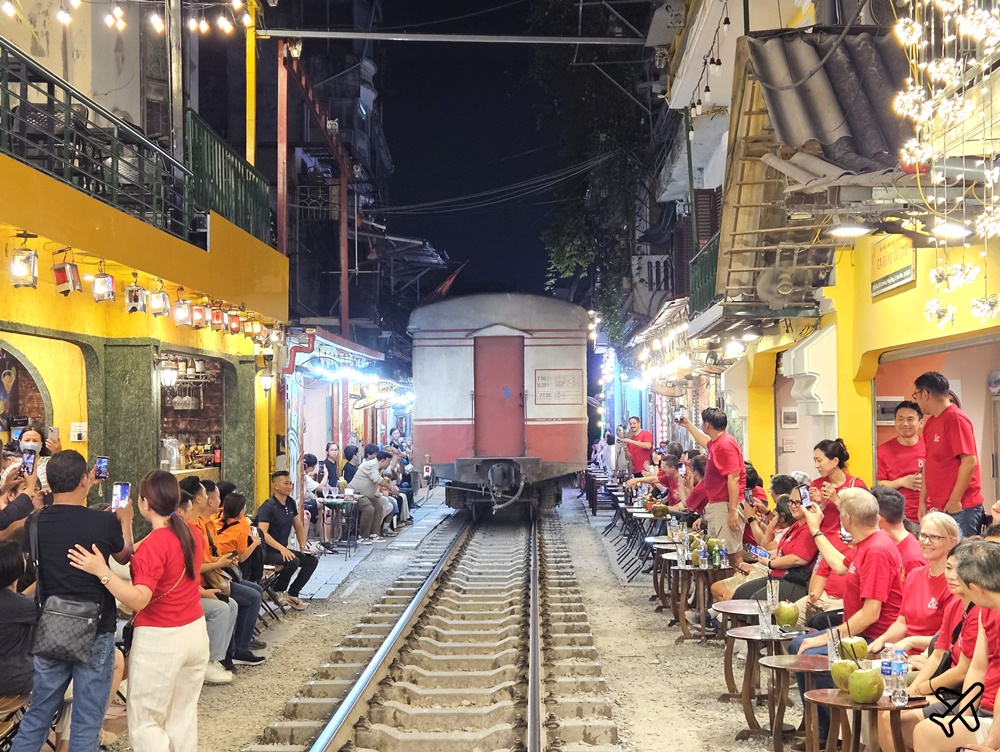 2026越南旅遊 河內景點 河內火車街咖啡廳 比預期好玩的景點 河內自由行 2026越南旅遊 河內景點 河內火車街咖啡廳 比預期好玩的景點 河內自由行