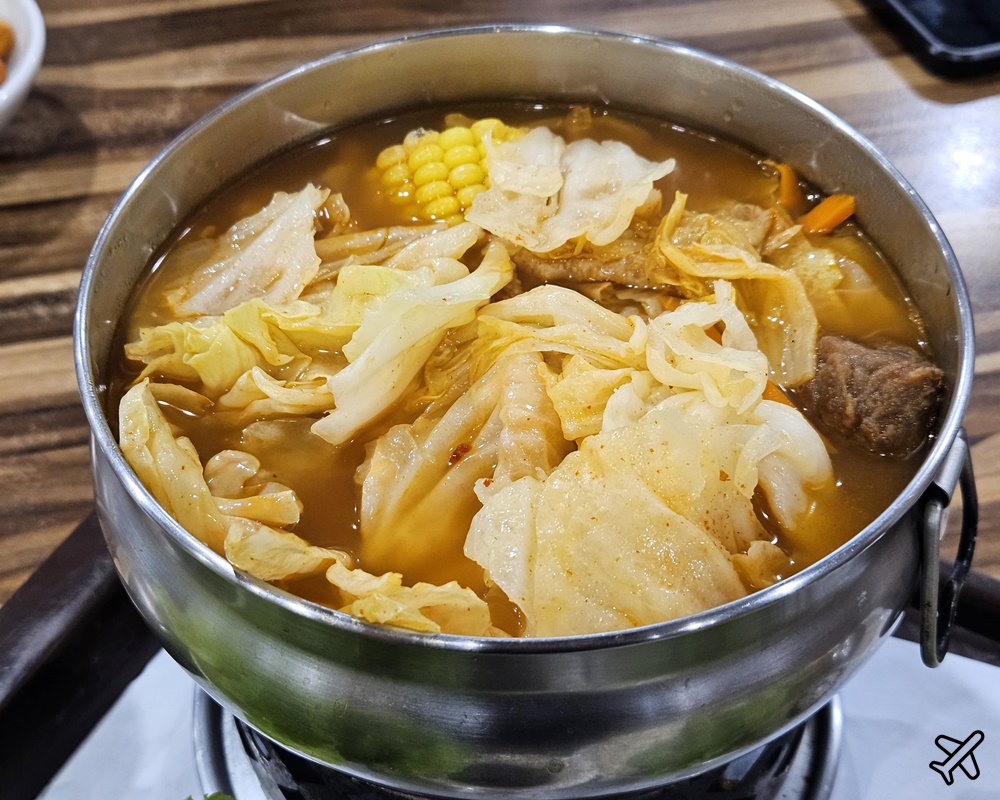 2026台中美食 國際耀谷素食餐飲 泡沫紅茶店轉型 素食餐廳 沙鹿美食