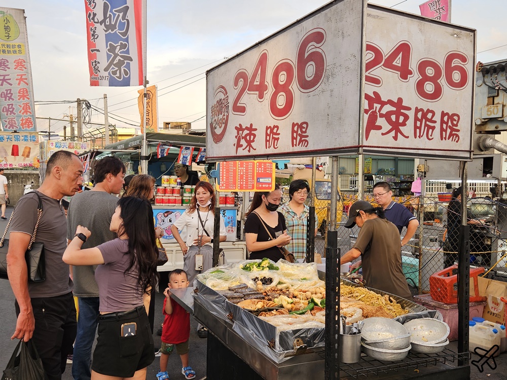 2026彰化美食 精誠夜市 停車場 彰化最大夜市 每周營業5天 彰化景點