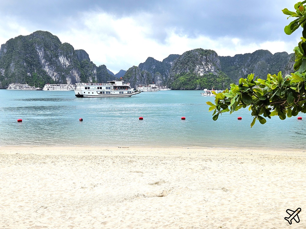 網站近期文章：2026越南旅遊 下龍灣 大使號遊輪 驚喜洞、英雄島、光明洞 下龍灣郵輪兩天一夜 河內自由行