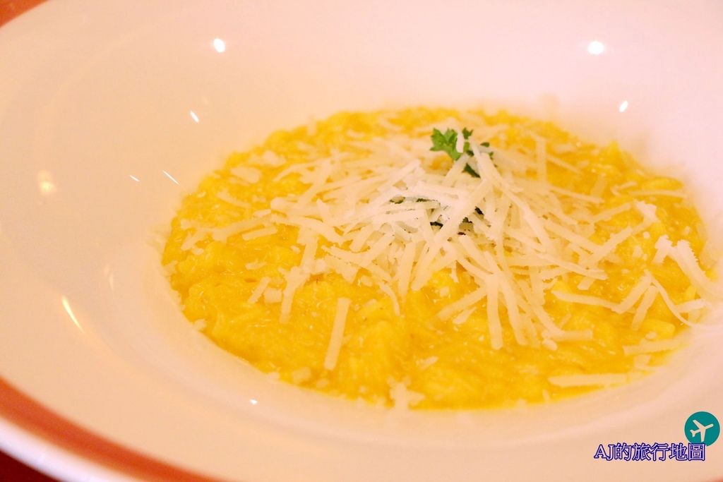 米蘭美食 伊曼紐爾二世長廊 Ristorante Galleria 番紅花米蘭燉飯 義大利旅遊推薦 @AJ的旅行地圖