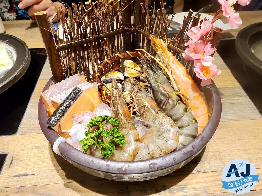 即時熱門文章：台北美食 石研室 爆炒石頭火鍋 誠品北車店 個人小火鍋 台北車站美食