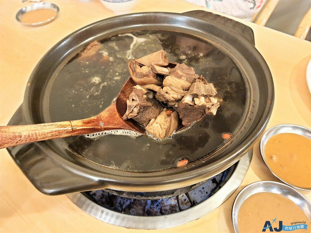 桃園美食 春風藥膳養生羊肉爐烏骨雞 預約制火鍋 桃園火鍋推薦 @AJ的旅行地圖
