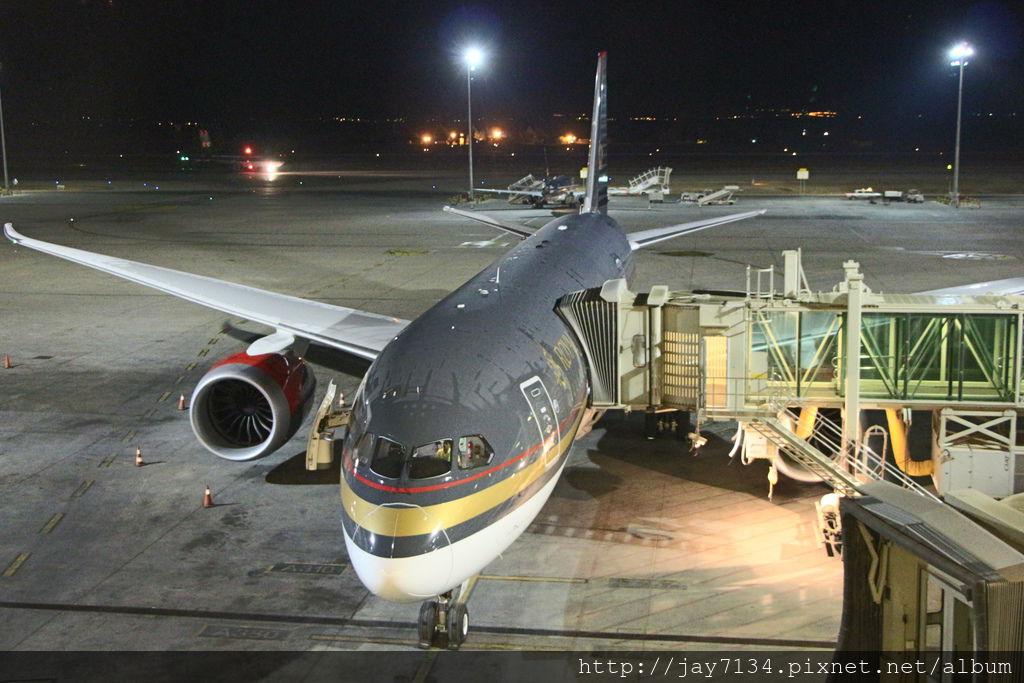 皇家約旦航空評價 安曼AMM – 曼谷BKK 787經濟艙飛機餐 開箱RJ182 @AJ的旅行地圖