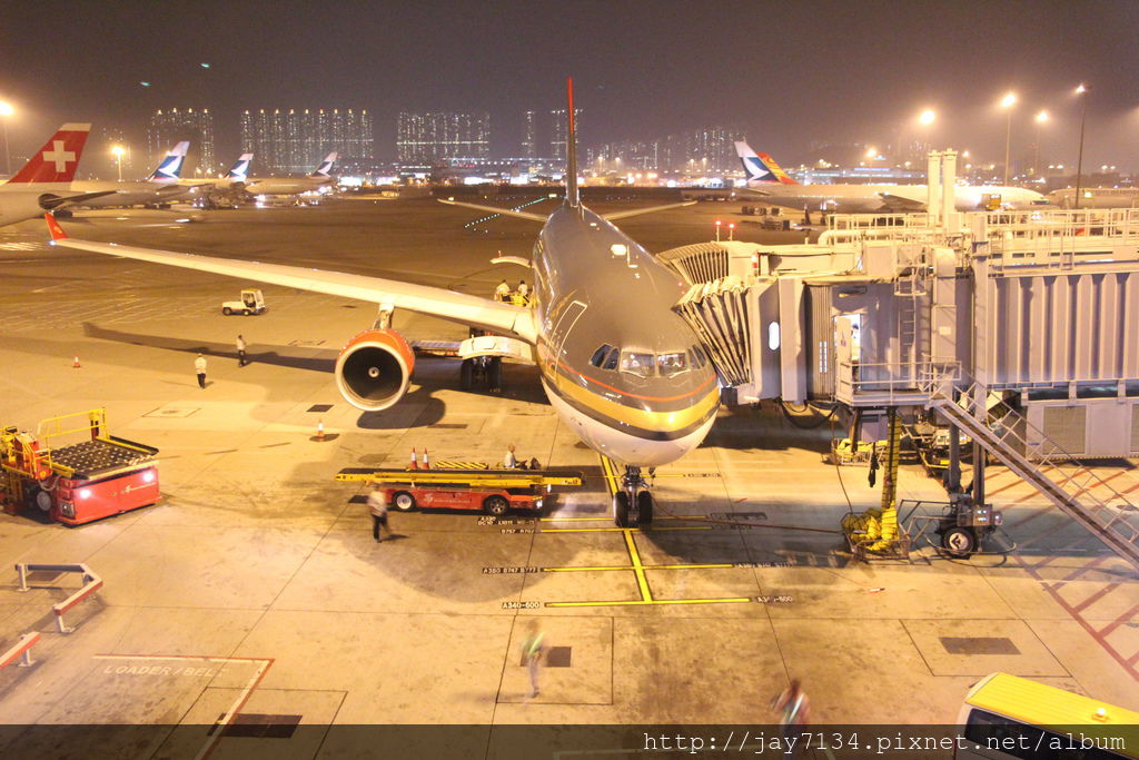 皇家約旦航空 香港-安曼 經濟艙飛機餐 開箱RJ183 @AJ的旅行地圖