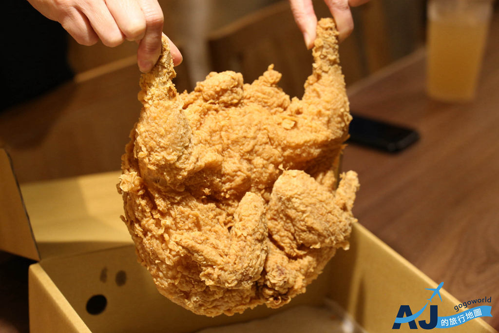 即時熱門文章：嘉義美食 真記桃城雞排 超猛炸全雞超豪邁