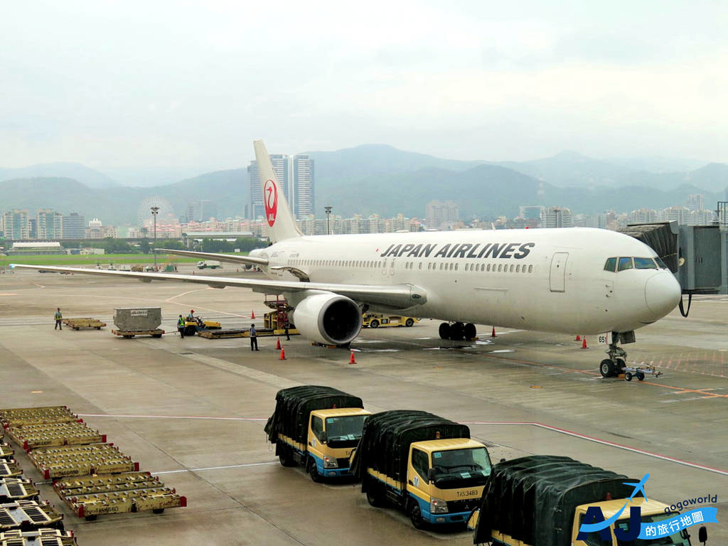 日本航空 台北松山TSA-東京羽田HND 經濟艙飛機餐 開箱JL98 @AJ的旅行地圖