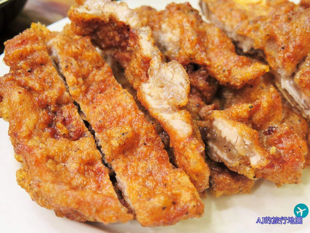 已歇業 台北萬華美食 麗珠什錦麵 炸排骨、小菜涼拌黑木耳 完整菜單、價格分享 近捷運龍山寺站、萬華火車站 @AJ的旅行地圖
