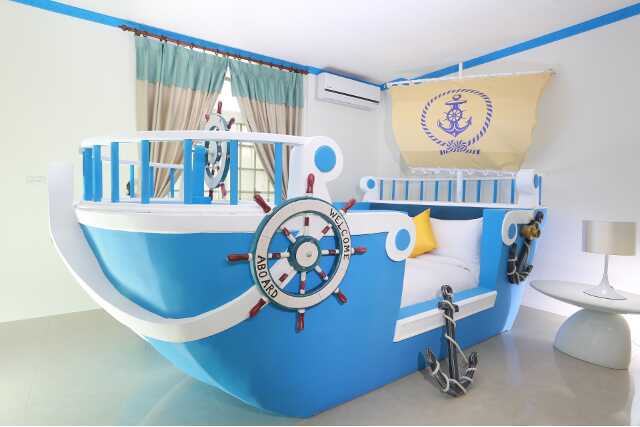 blue_onepiece_2_0640.jpg blue_onepiece_2_0640.jpg