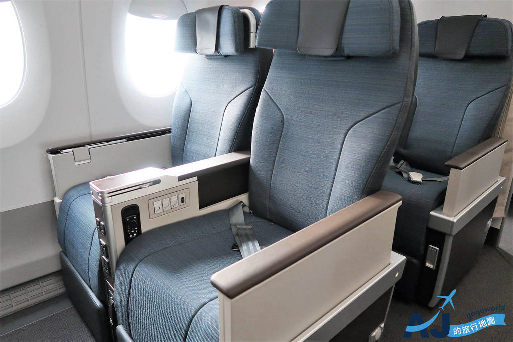 即時熱門文章：國泰航空 香港-桃園 A350-900特選經濟艙 / 豪華經濟艙飛機餐