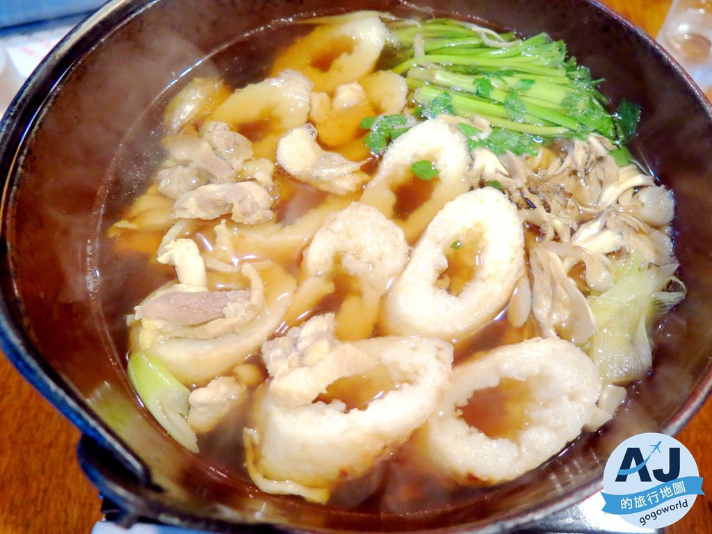 已歇業 秋田角館美食 むら咲 鄉土料理 米棒鍋 比內地雞滑嫩 醬油湯底香醇好喝 烤雞肉更是一絕 近田町武家屋敷 @AJ的旅行地圖