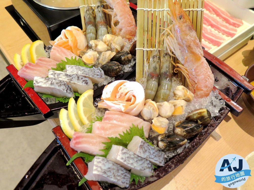 已歇業 台北微風南山美食 SHABUSATO 涮鍋里 主打健康養生食材&高品質海鮮肉類 多種獨特湯底可供選擇 自助式吃到飽 @AJ的旅行地圖