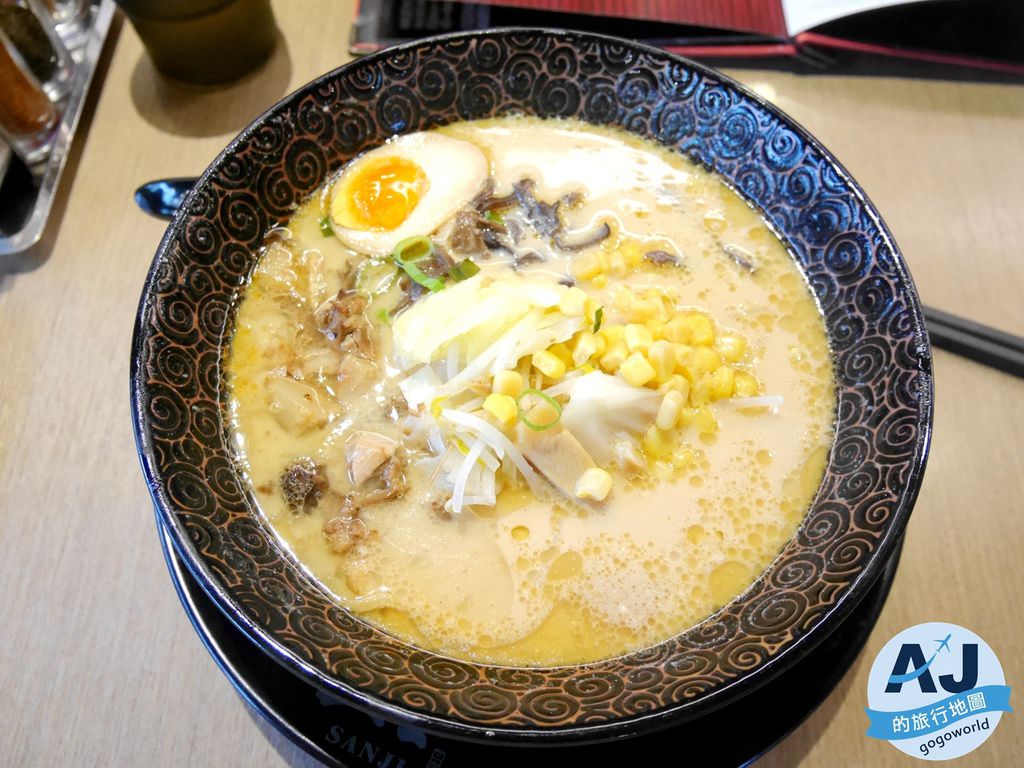 已歇業 台北南港車站美食 麵家三士 源自鹿兒島的濃厚湯頭 拉麵與炸物介紹 南港車站C棟 @AJ的旅行地圖