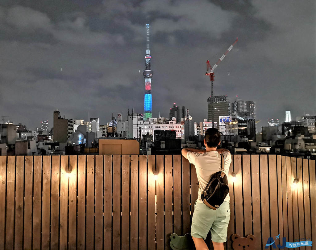 已歇業 東京住宿 淺草武士青年旅館 (Samurai Hostel Asakusa) 膠囊床位、交通分享 頂樓陽台看晴空塔很美 @AJ的旅行地圖