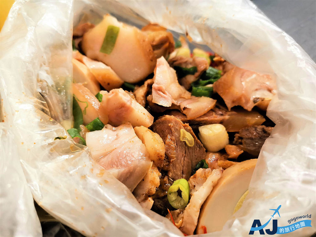 台北美食 東引小吃店 滷味是本體、雙醬麵濃郁好吃 台北宵夜 捷運南京三民站 @AJ的旅行地圖