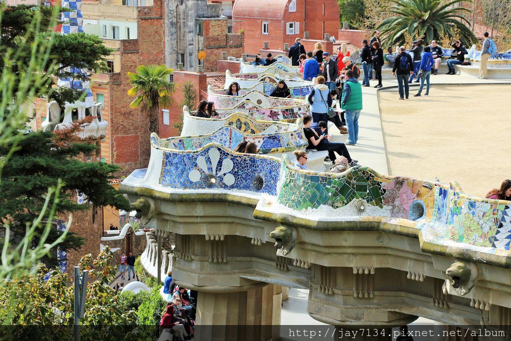 （巴塞隆納遊記）奎爾公園 Park Guell 搭公車來最省力 @AJ的旅行地圖