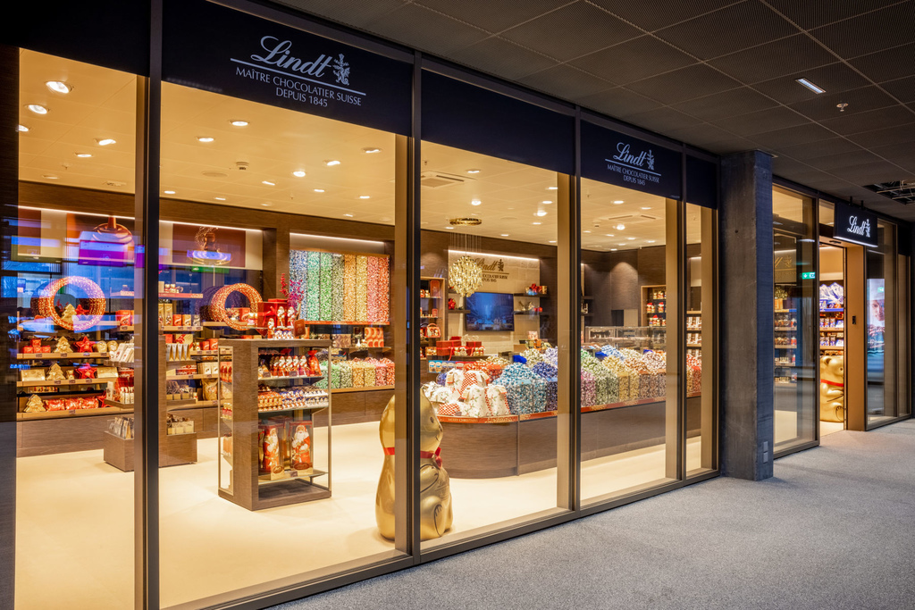 50 Grindelwald-Terminal-Lindt-Shop-Aussenansicht.jpg 50 Grindelwald-Terminal-Lindt-Shop-Aussenansicht.jpg