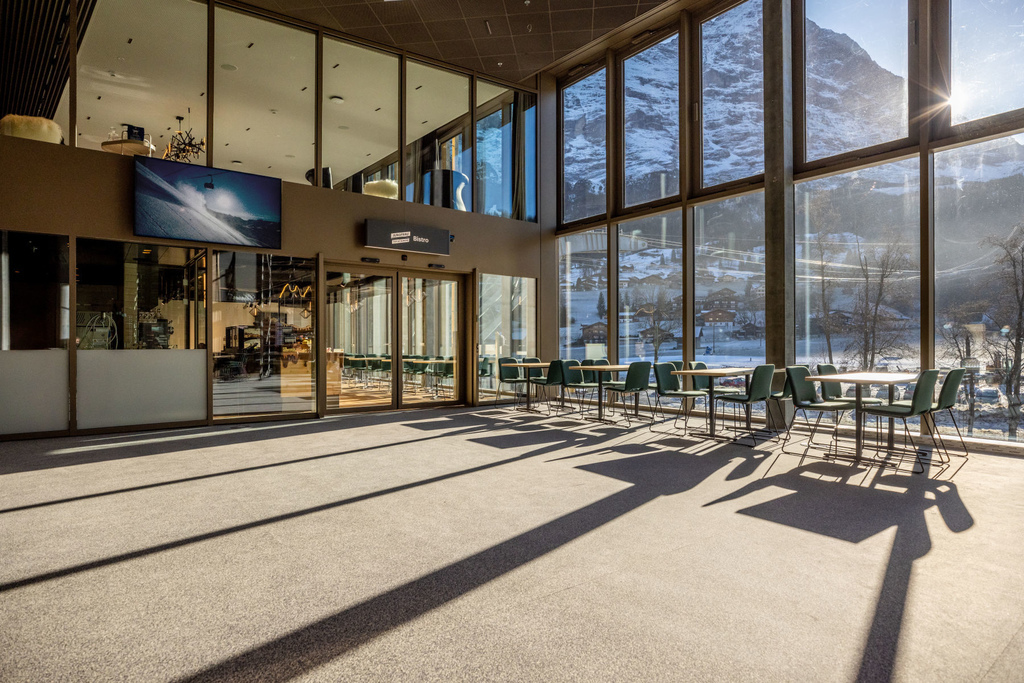 35 Grindelwald-Terminal-Bistro-Aussicht-Eiger-Abendstimmung.jpg 35 Grindelwald-Terminal-Bistro-Aussicht-Eiger-Abendstimmung.jpg
