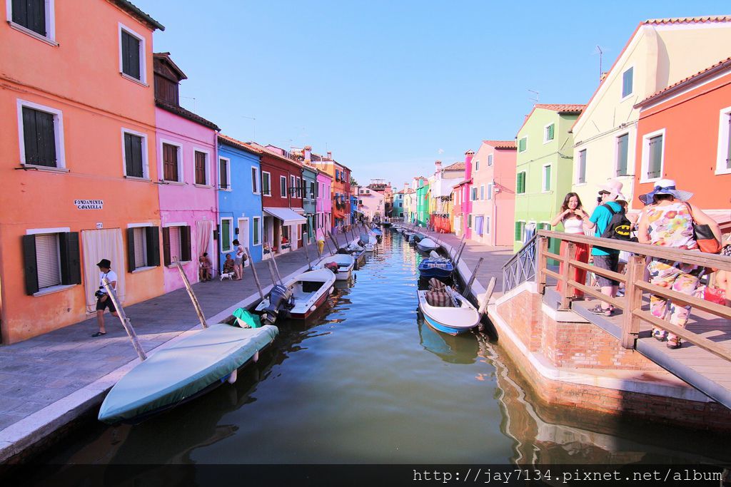 威尼斯景點 玻璃島、彩虹島 穆拉諾島Murano／布拉諾島Burano 威尼斯跳島一日遊 義大利旅遊推薦 @AJ的旅行地圖