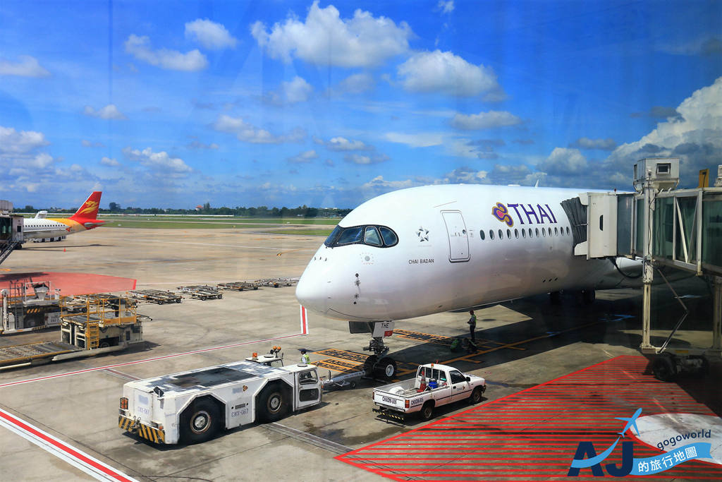 泰國航空 清邁-曼谷素汪納普 泰航A350經濟艙、國內線飛機餐 開箱TG105 @AJ的旅行地圖