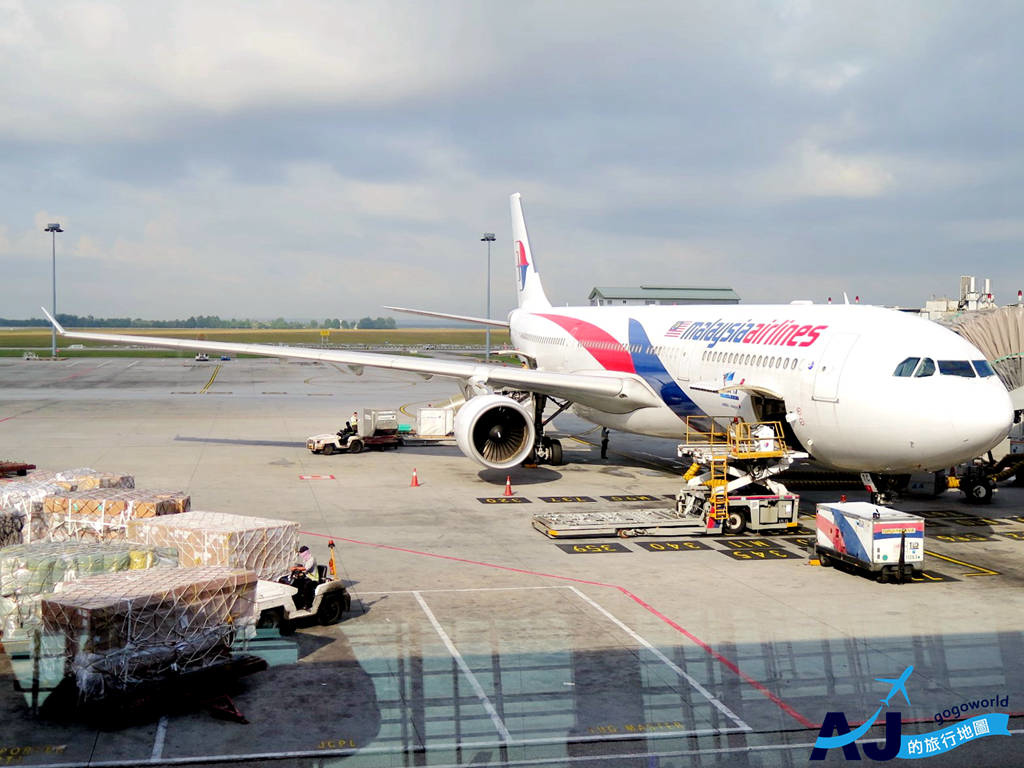 馬來西亞航空 吉隆坡KUL-東京成田 經濟艙飛機餐 開箱MH70 @AJ的旅行地圖