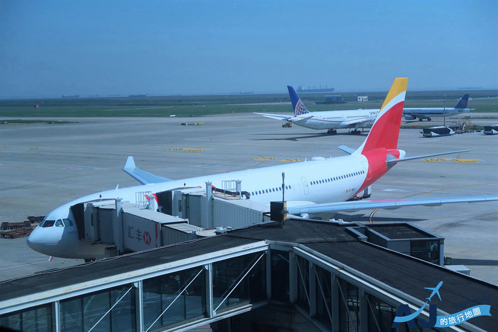 西班牙航空 Iberia IB6888 上海浦東PVG-馬德里MAD A330-200經濟艙/商務艙 飛機餐 @AJ的旅行地圖