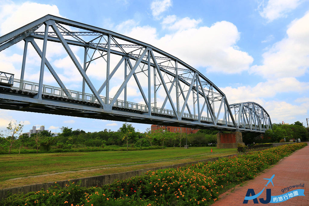 高屏溪舊鐵橋1.JPG 高屏溪舊鐵橋1.JPG