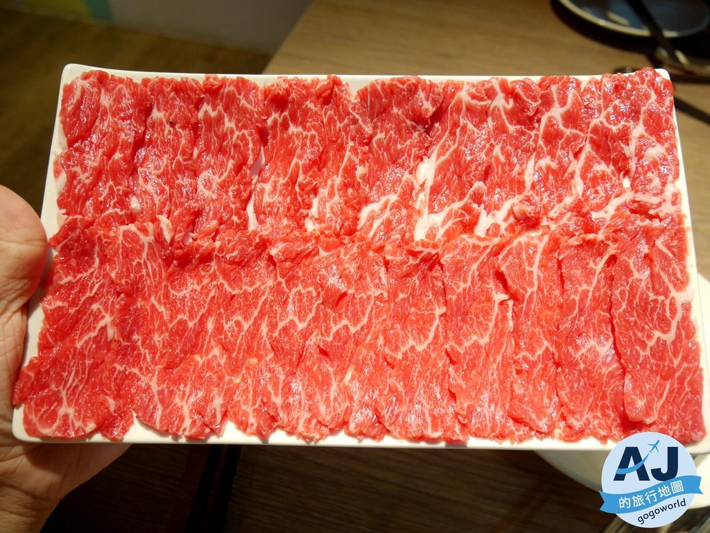 已歇業 板橋美食 饗牛飴園 火鍋 鮮牛肉專賣店 各式牛肉料理道道美味 近介壽公園 @AJ的旅行地圖
