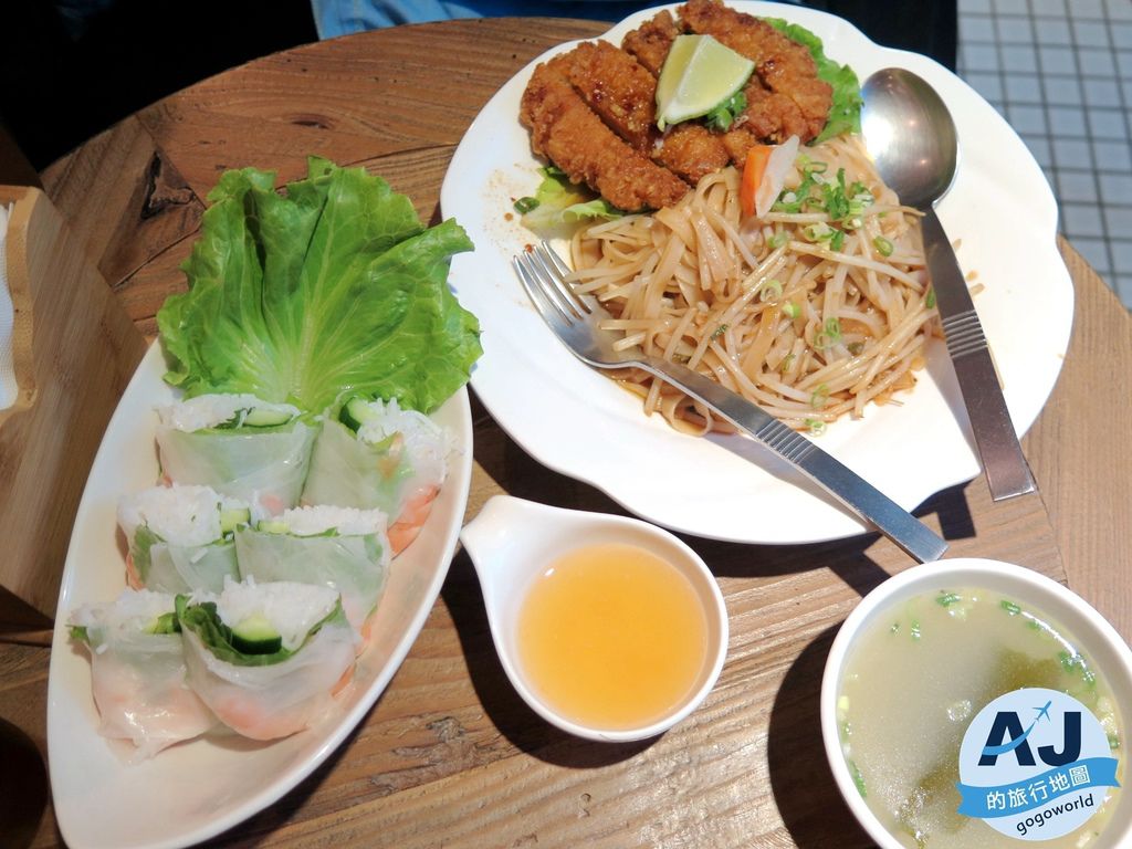 台北美食 騷豆花+越娘洋食料理 敦南旗艦店 越南菜與創意豆花一次滿足 提供完整菜單 近捷運忠孝復興站 @AJ的旅行地圖