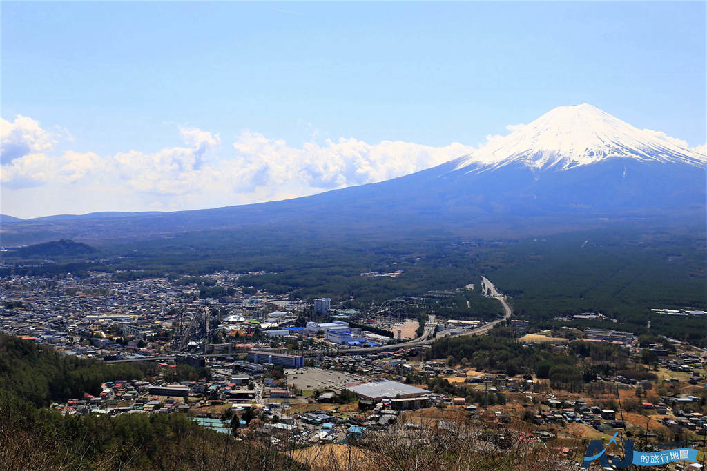 富士山一日遊 富士山五合目、河口湖、勝沼酒莊、季節水果吃到飽 5月櫻桃、6月桃子、8月葡萄 @AJ的旅行地圖