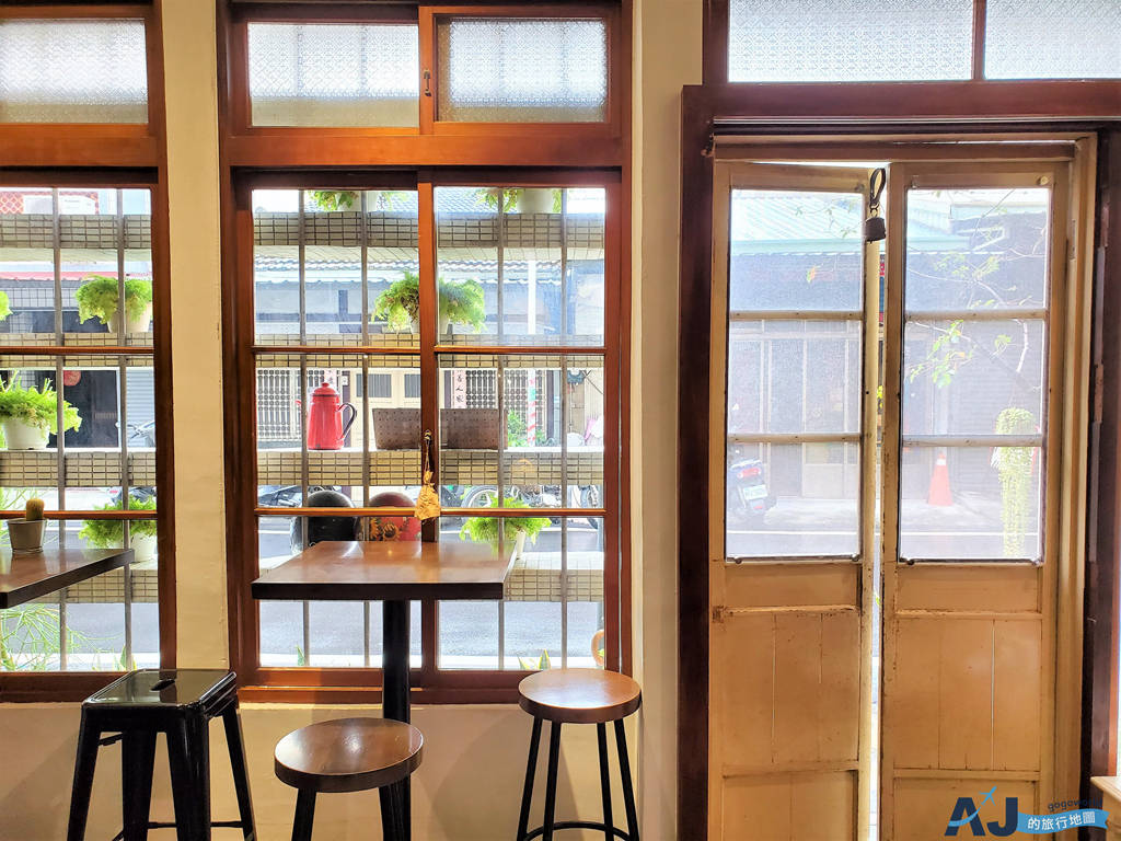 嘉義美食 秘密客咖啡館 MIMICO COFFEE 嘉義咖啡館 文青風咖啡甜點空間 @AJ的旅行地圖